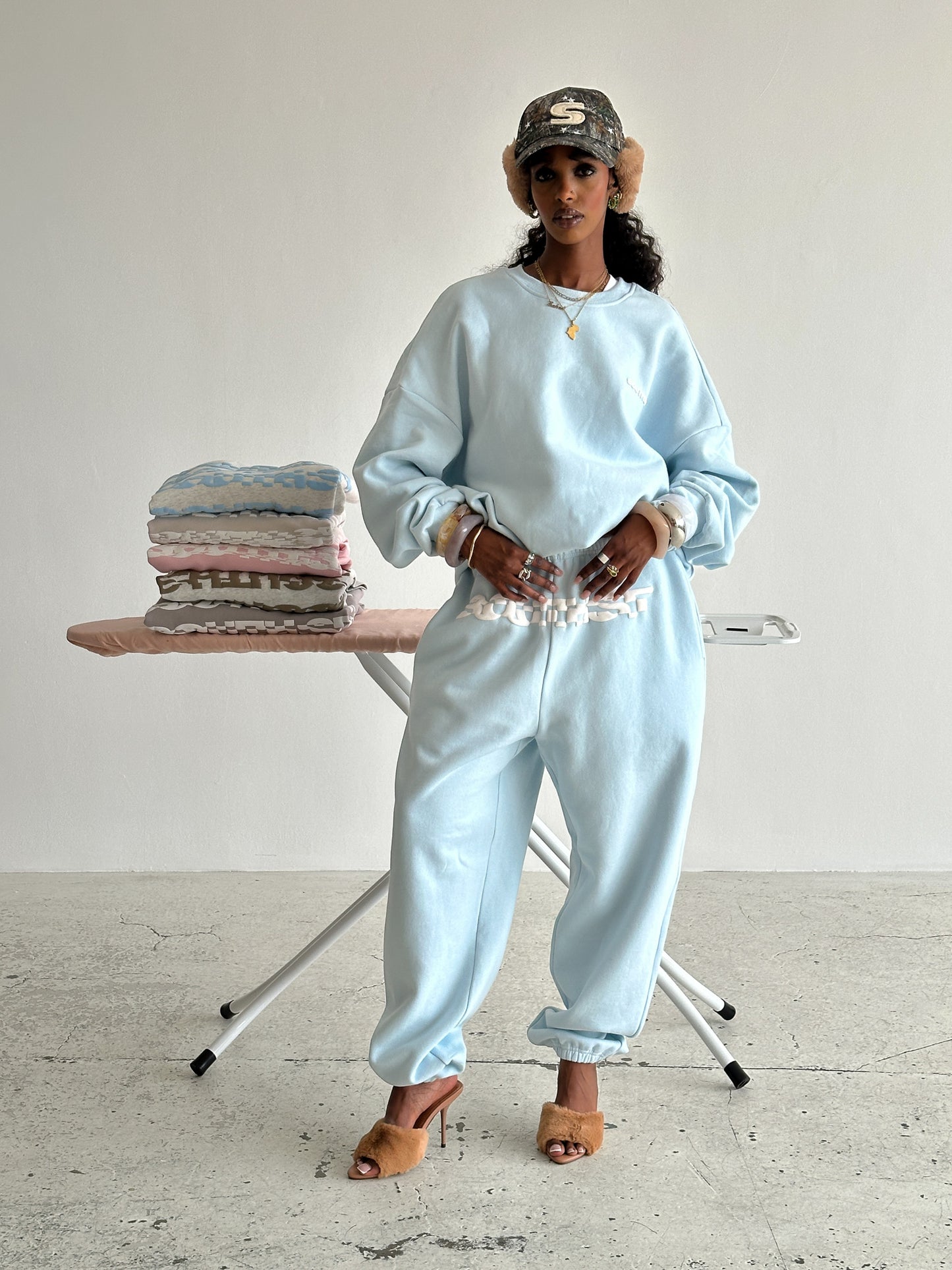DISTORT SWEATSHIRT - Baby Blue
