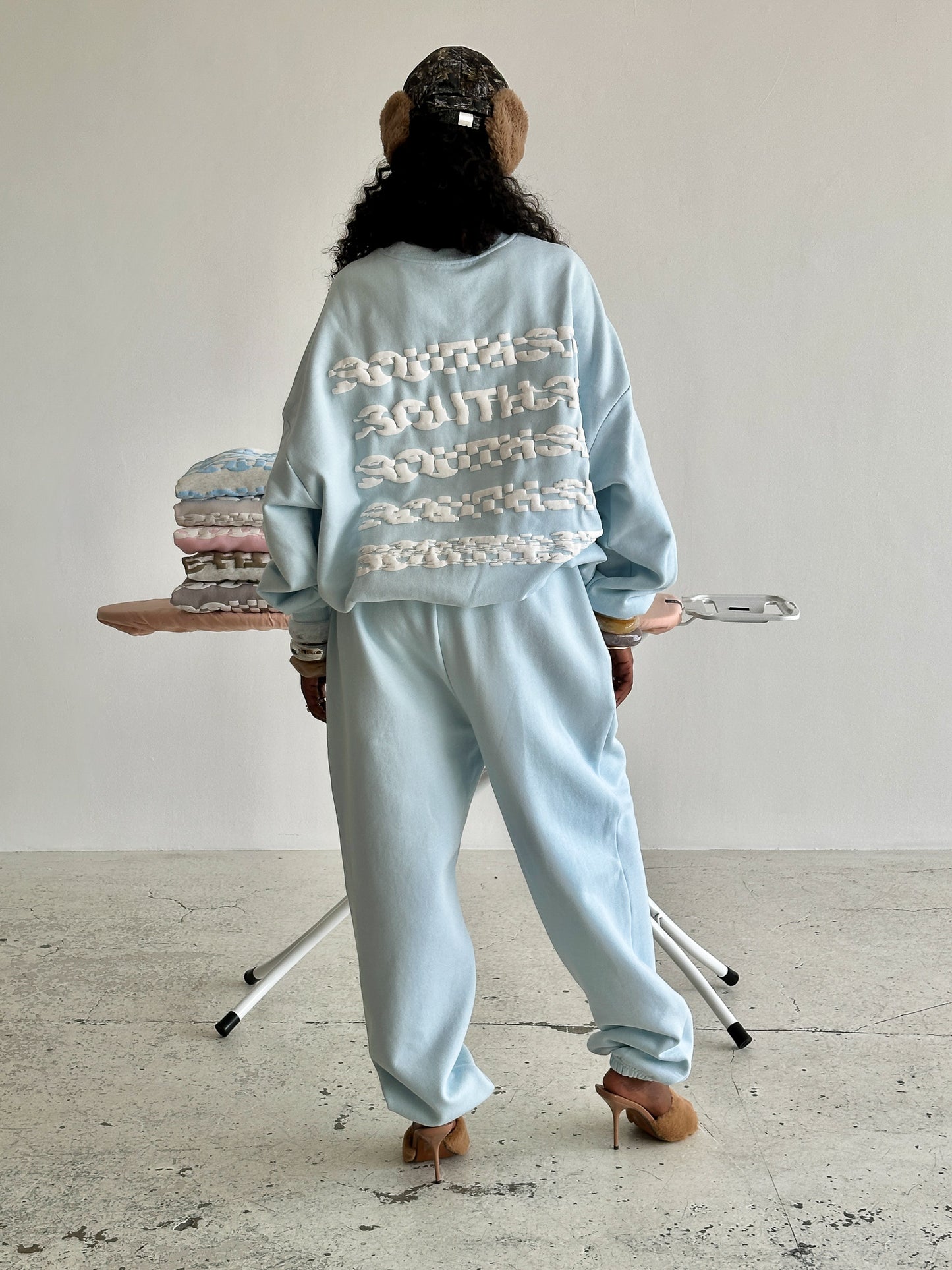 DISTORT SWEATSHIRT - Baby Blue