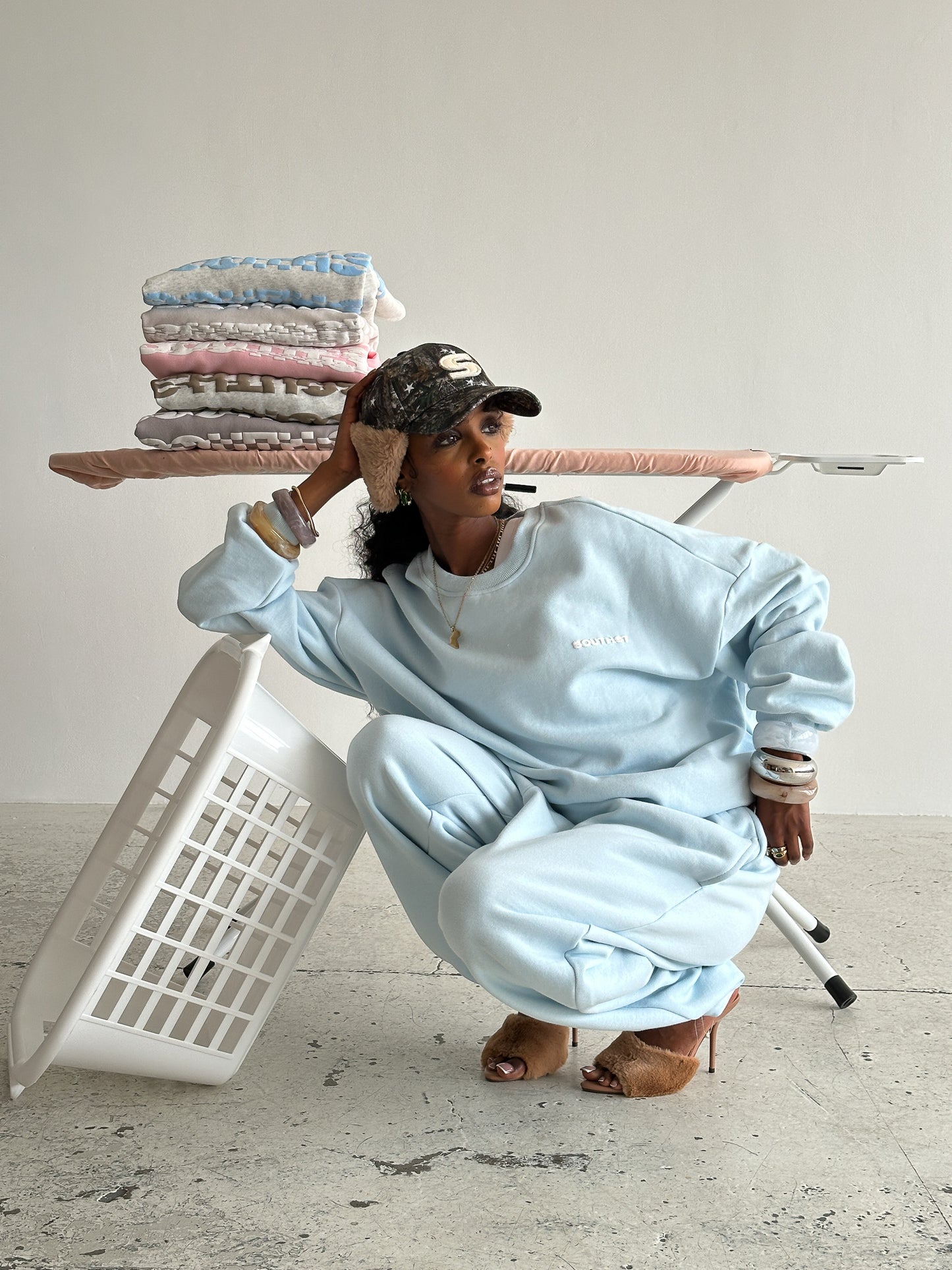 DISTORT SWEATSHIRT - Baby Blue