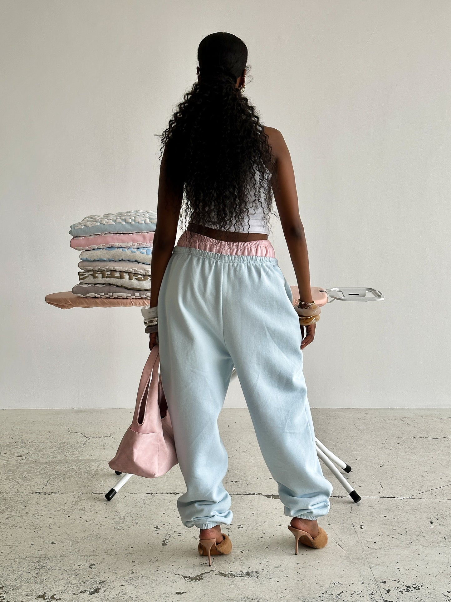DISTORT SWEATPANTS - Baby Blue