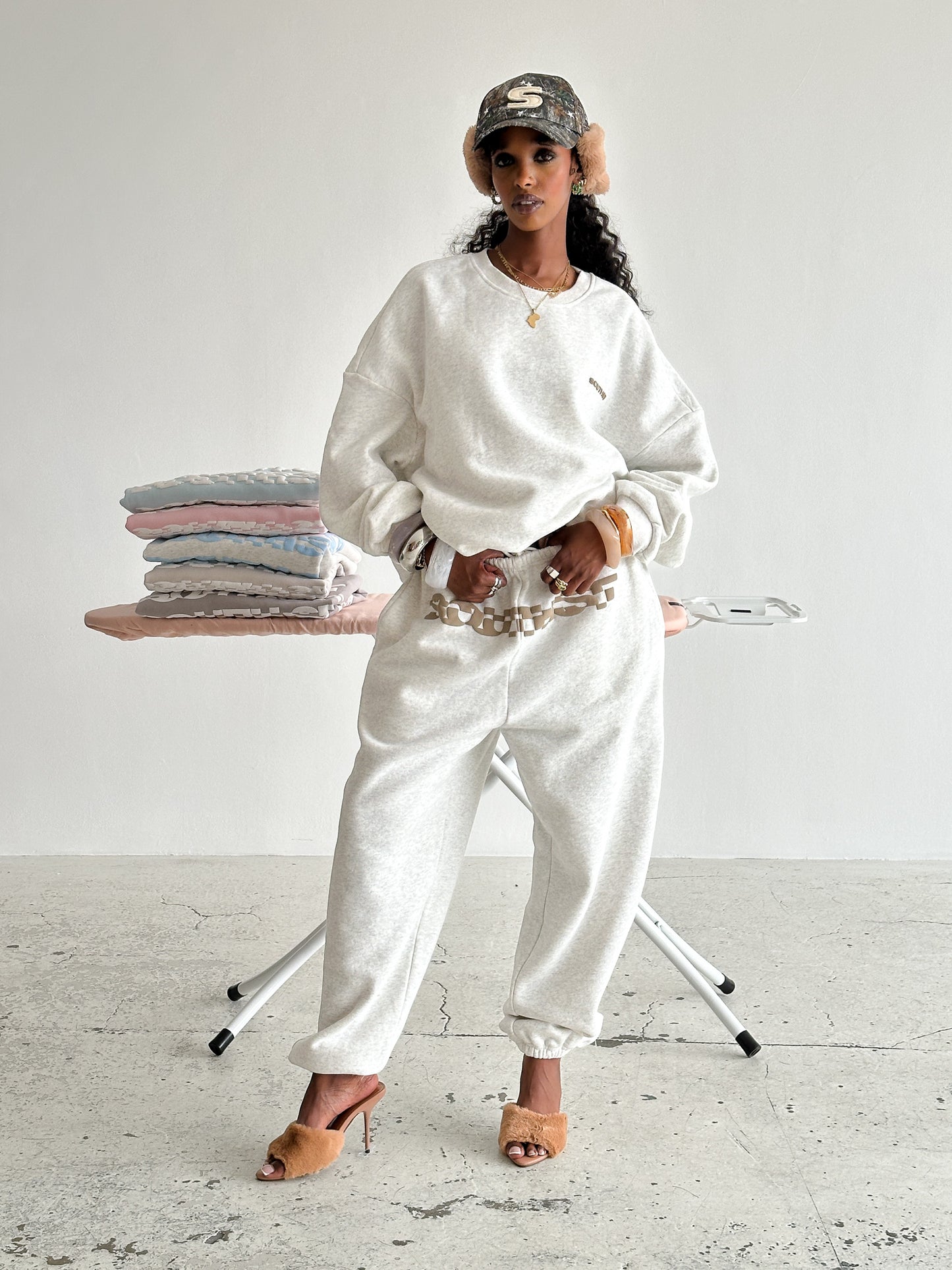 DISTORT SWEATPANTS - Marl grey