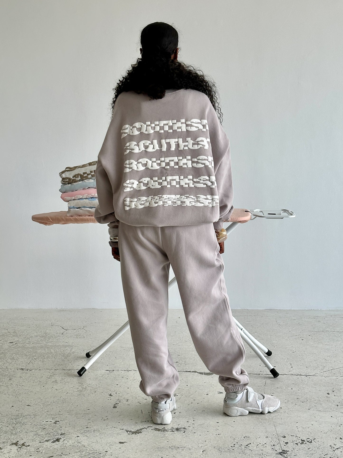 DISTORT SWEATPANTS - Lilac Grey