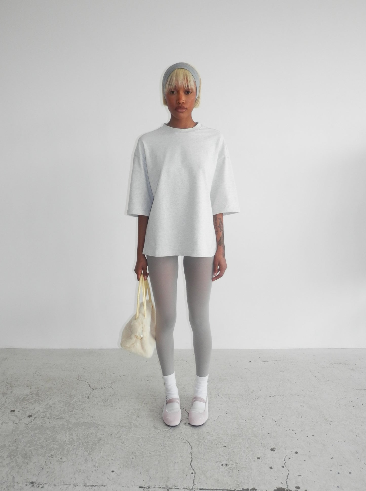 AGED TEE - Grey