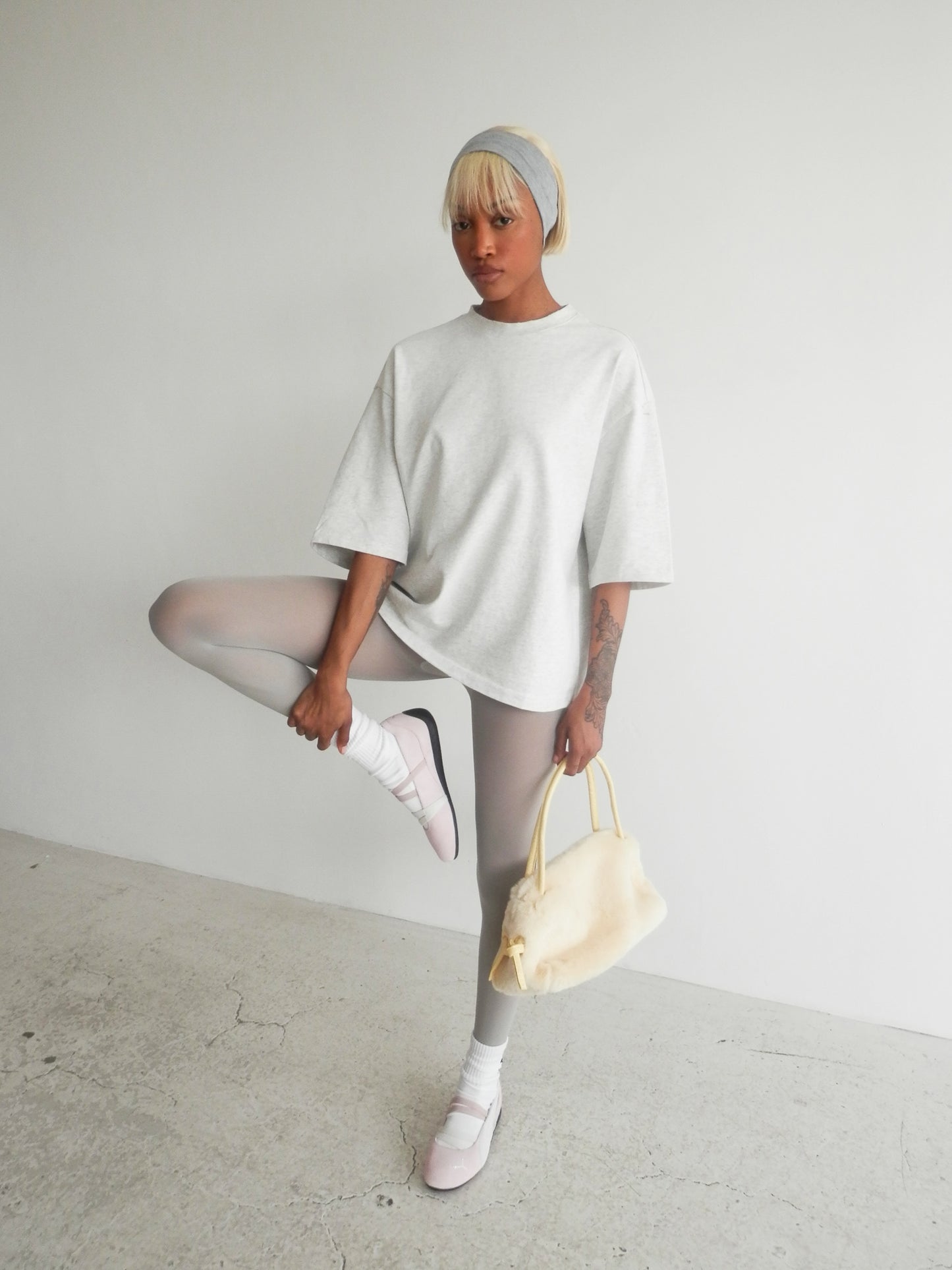 AGED TEE - Grey