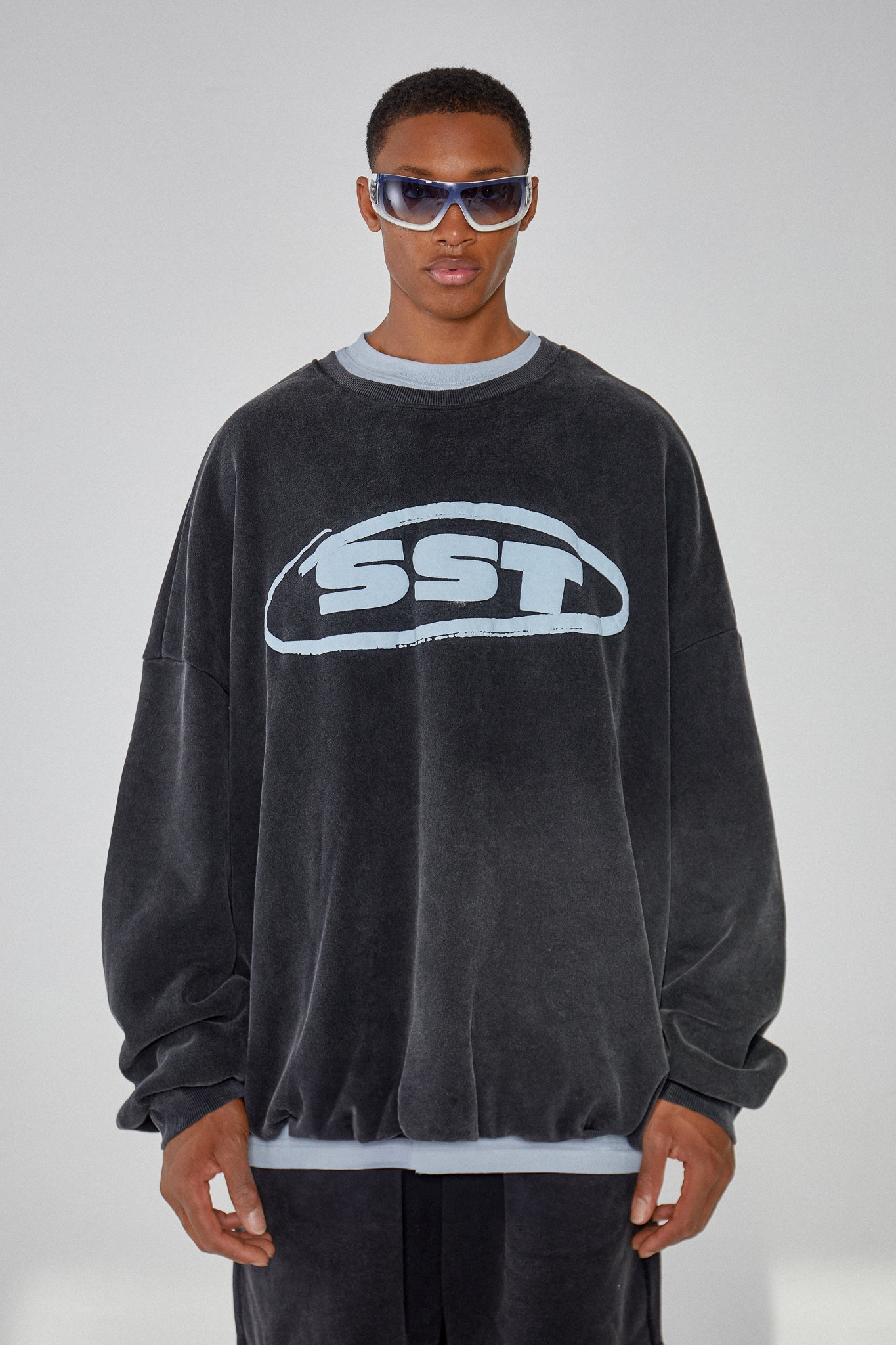 SUNDAY SWEATER - Washed Black