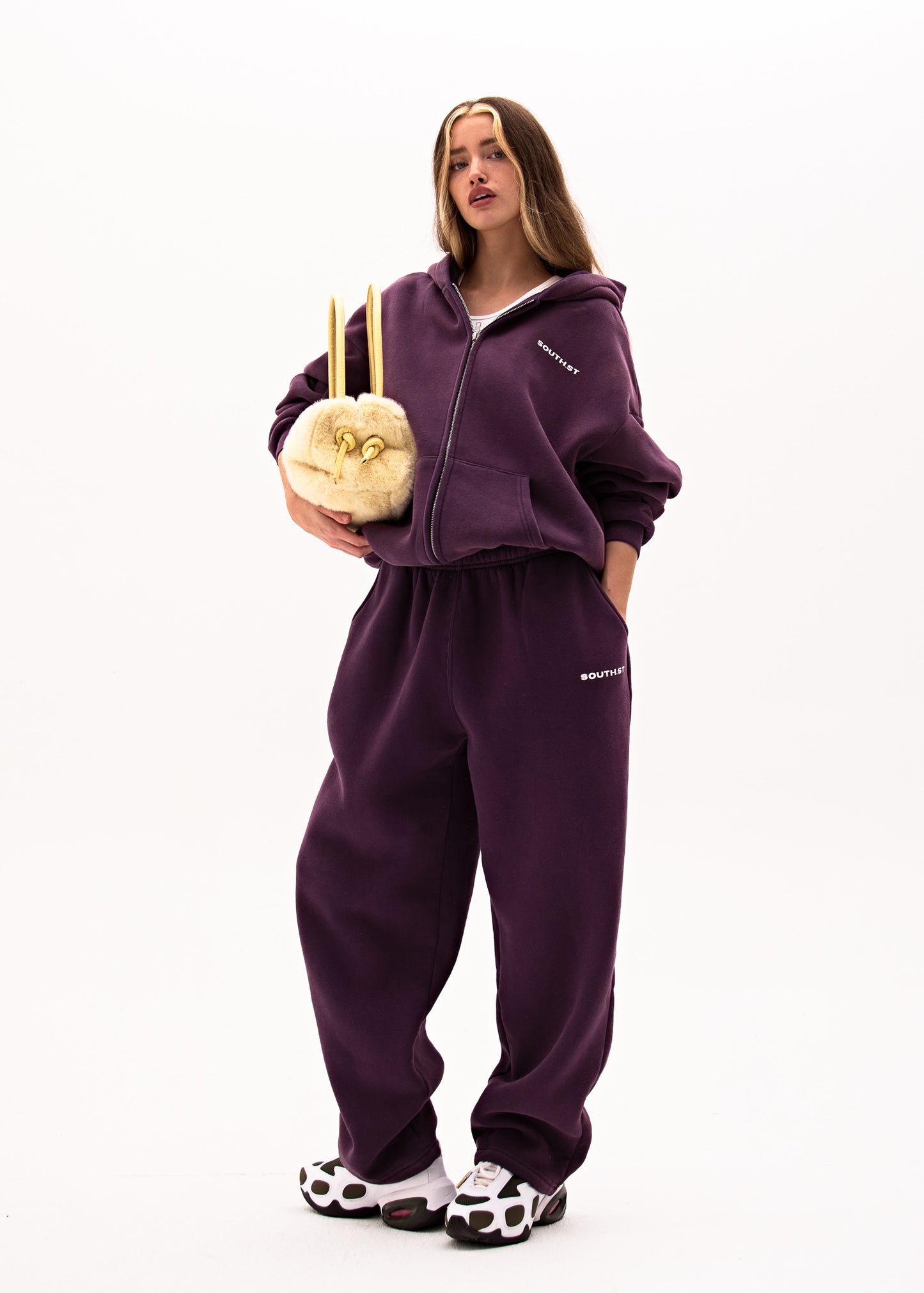 SIGNATURE HOODY - Plum