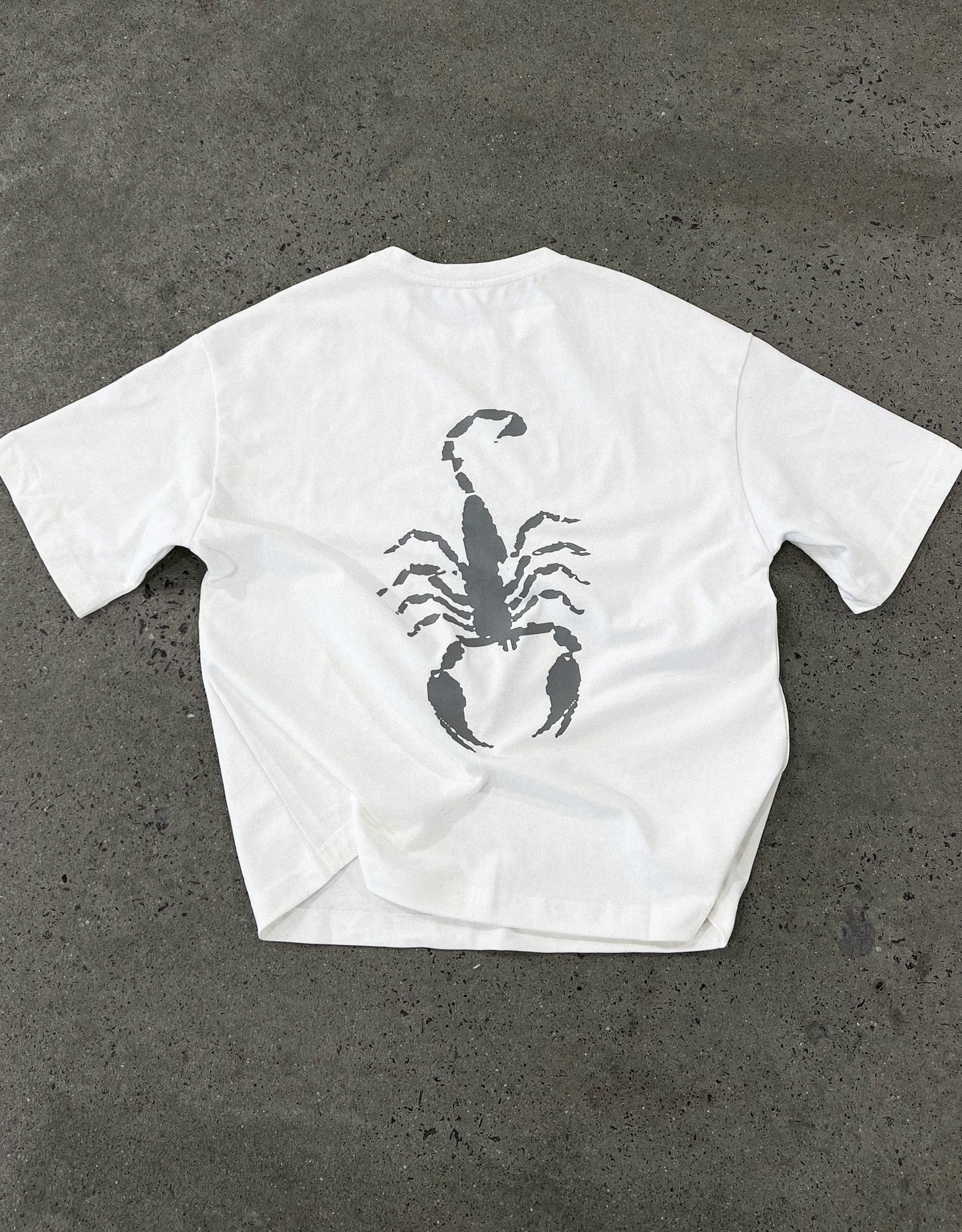 STING TEE - White