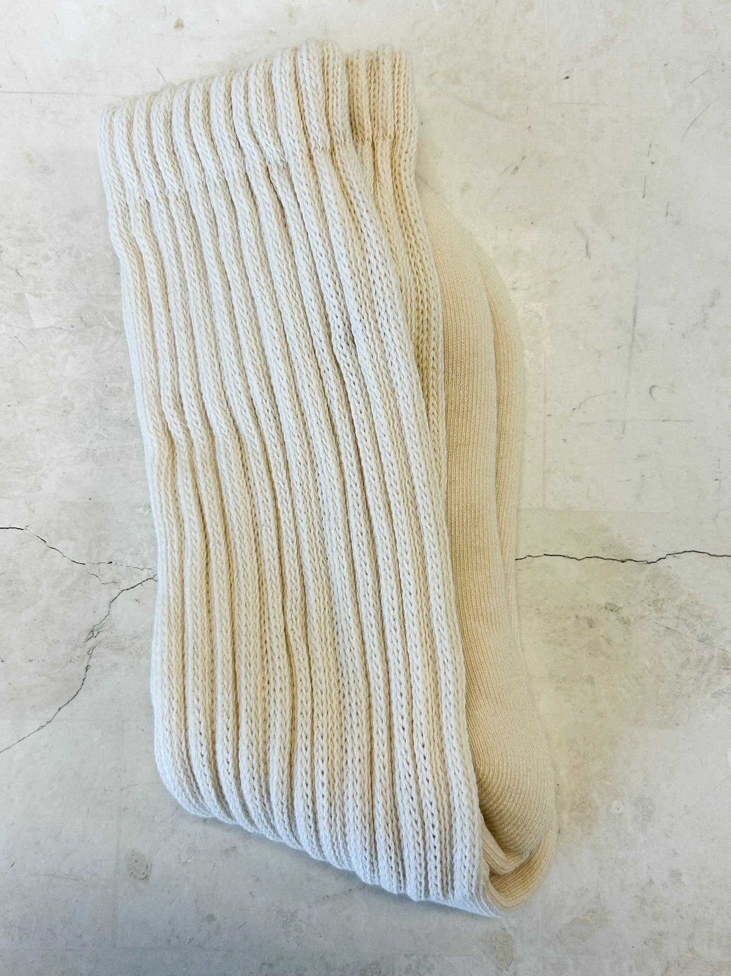 SST SLOUCH SOCKS - Cream