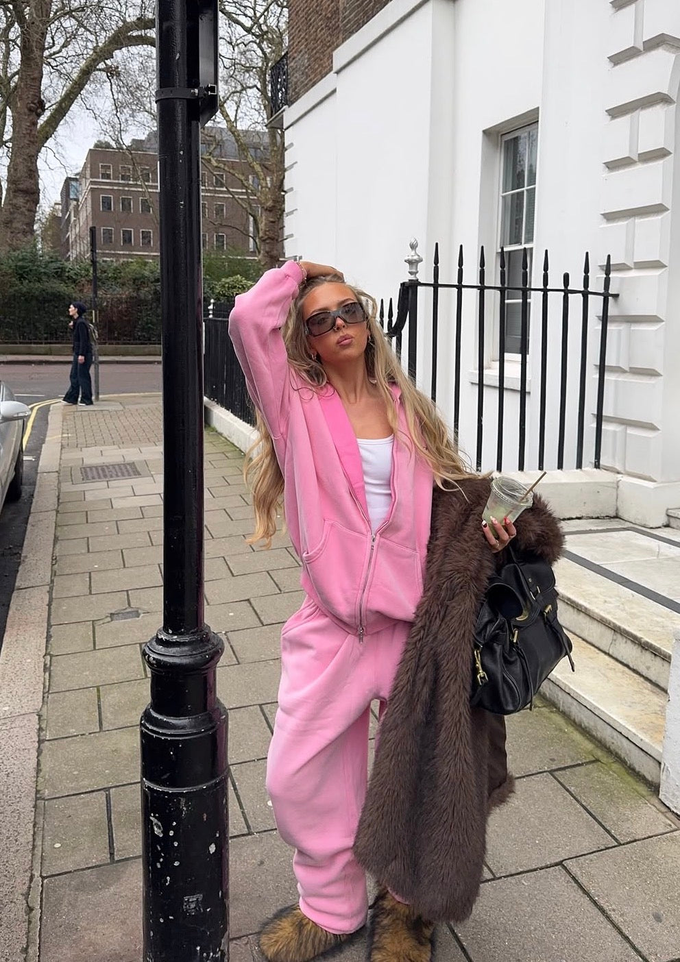 SIGNATURE HOODY - Pink