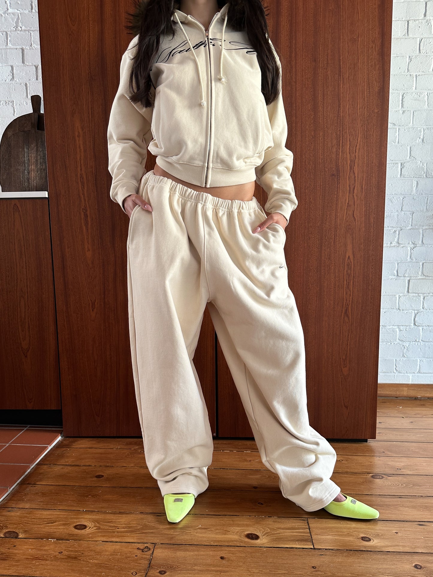 AW HEAVYWEIGHT SWEATPANTS