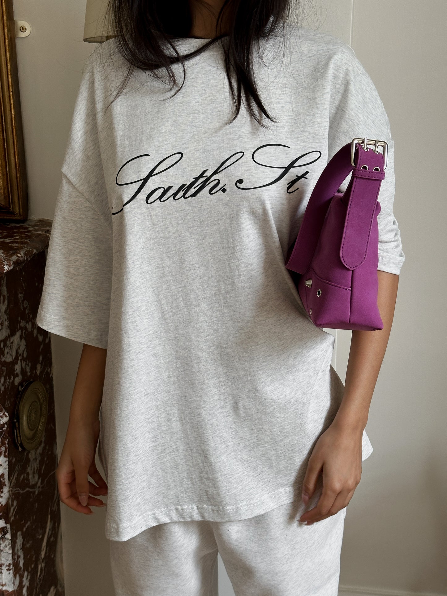 SIGNATURE TEE - Grey