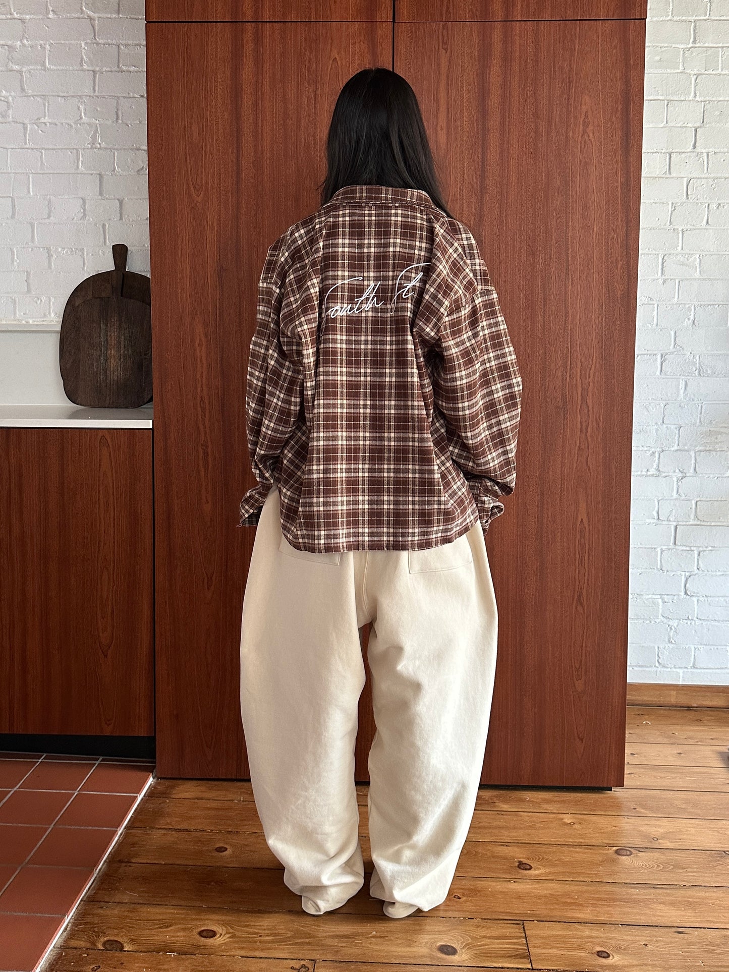 AW CHECKERED CROPPED SHIRT - Brown