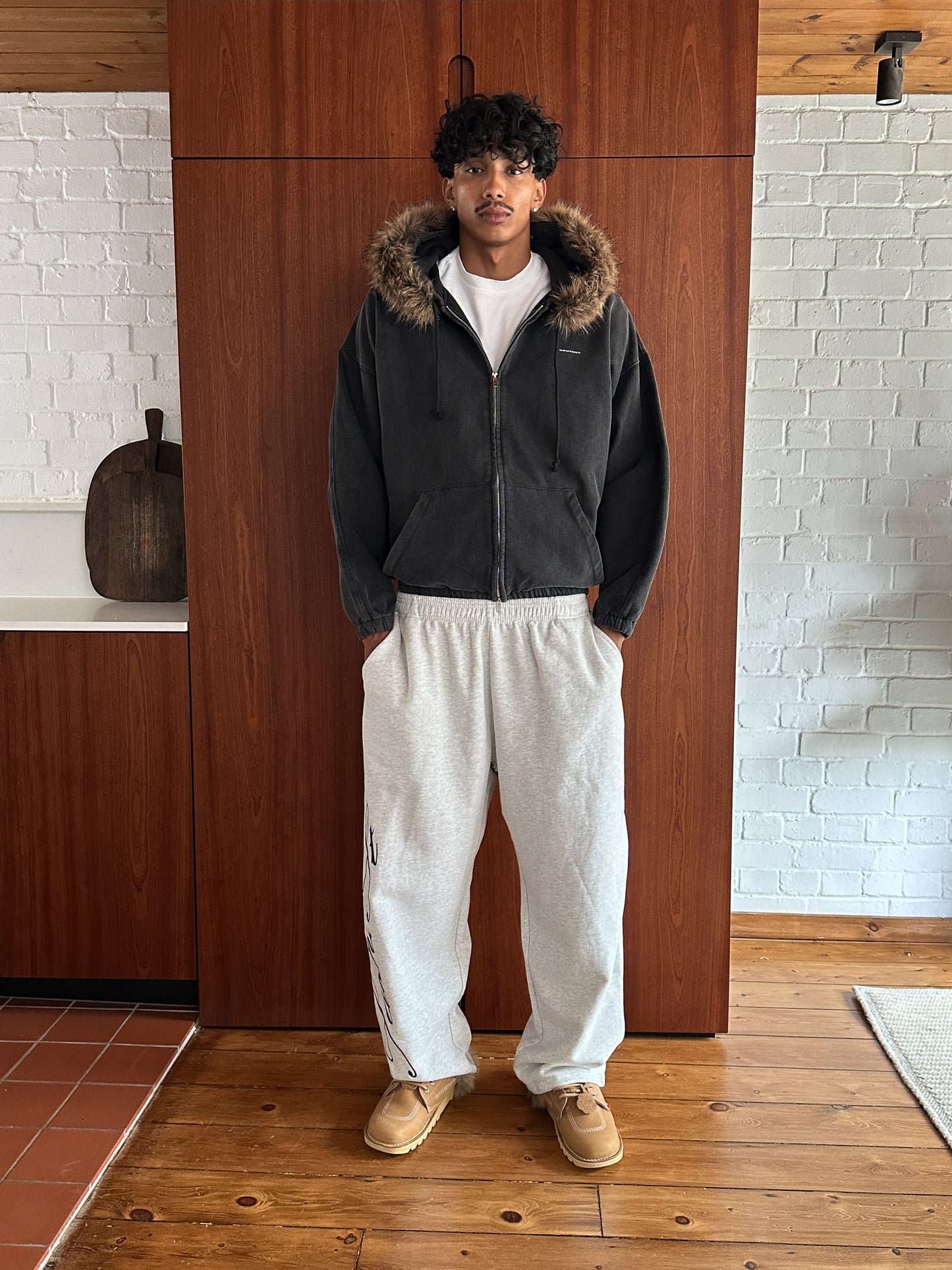 AW FUR TRIM HOODY