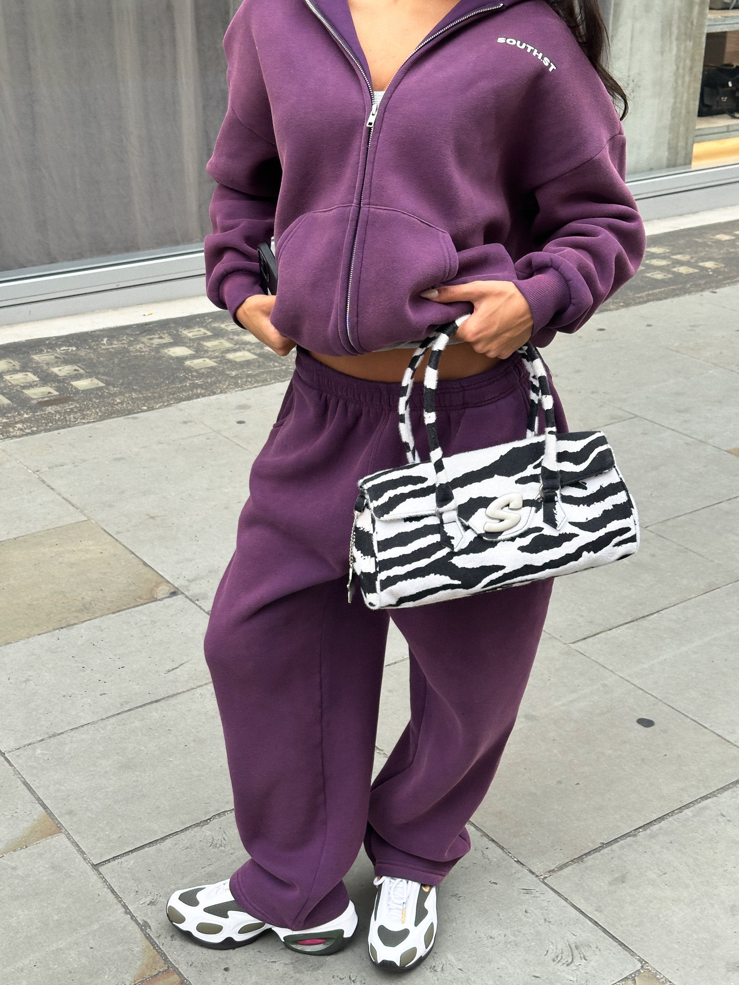 SIGNATURE HOODY - Plum