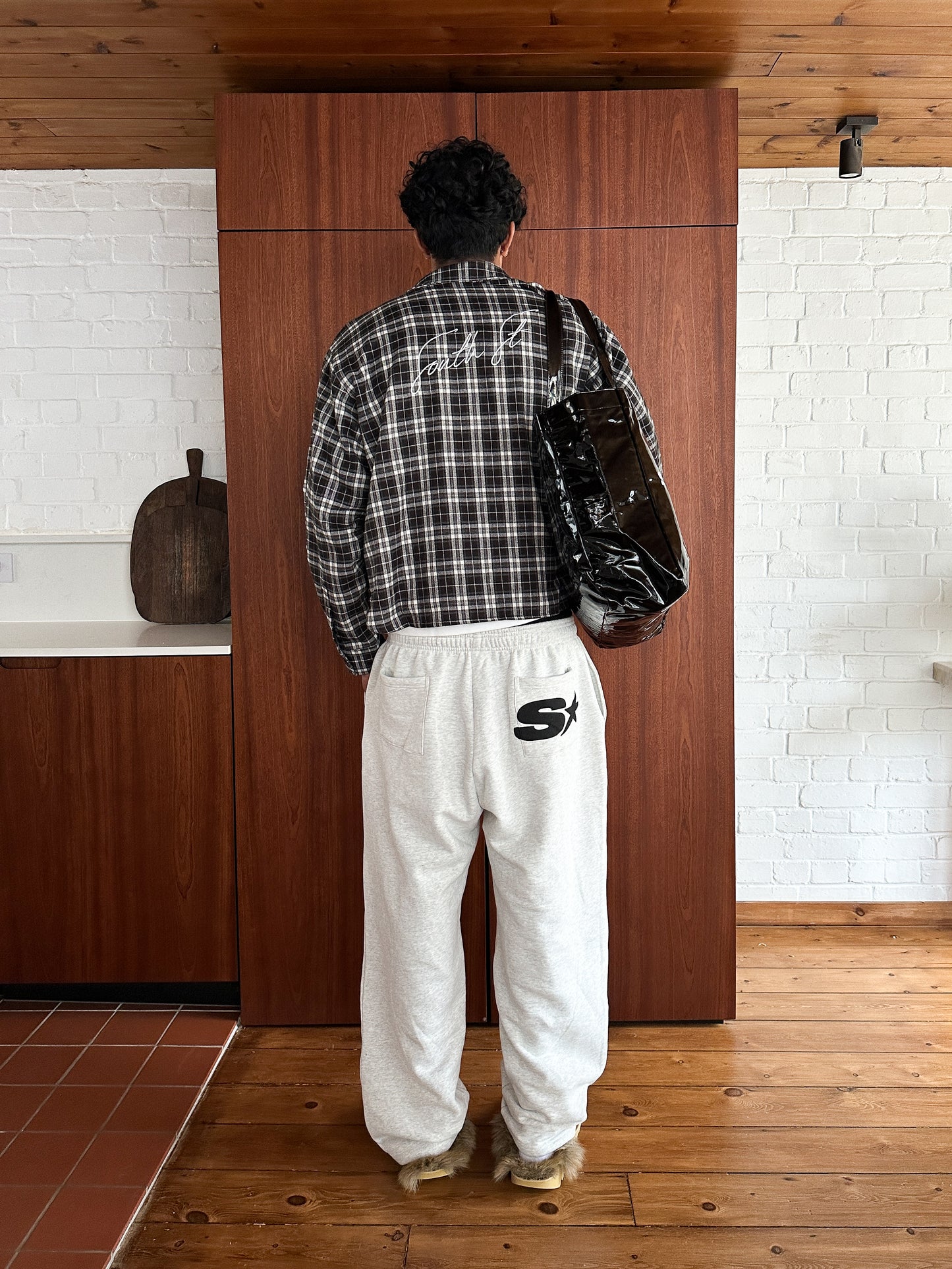 AW SIGNATURE SWEATPANTS - Marl Grey