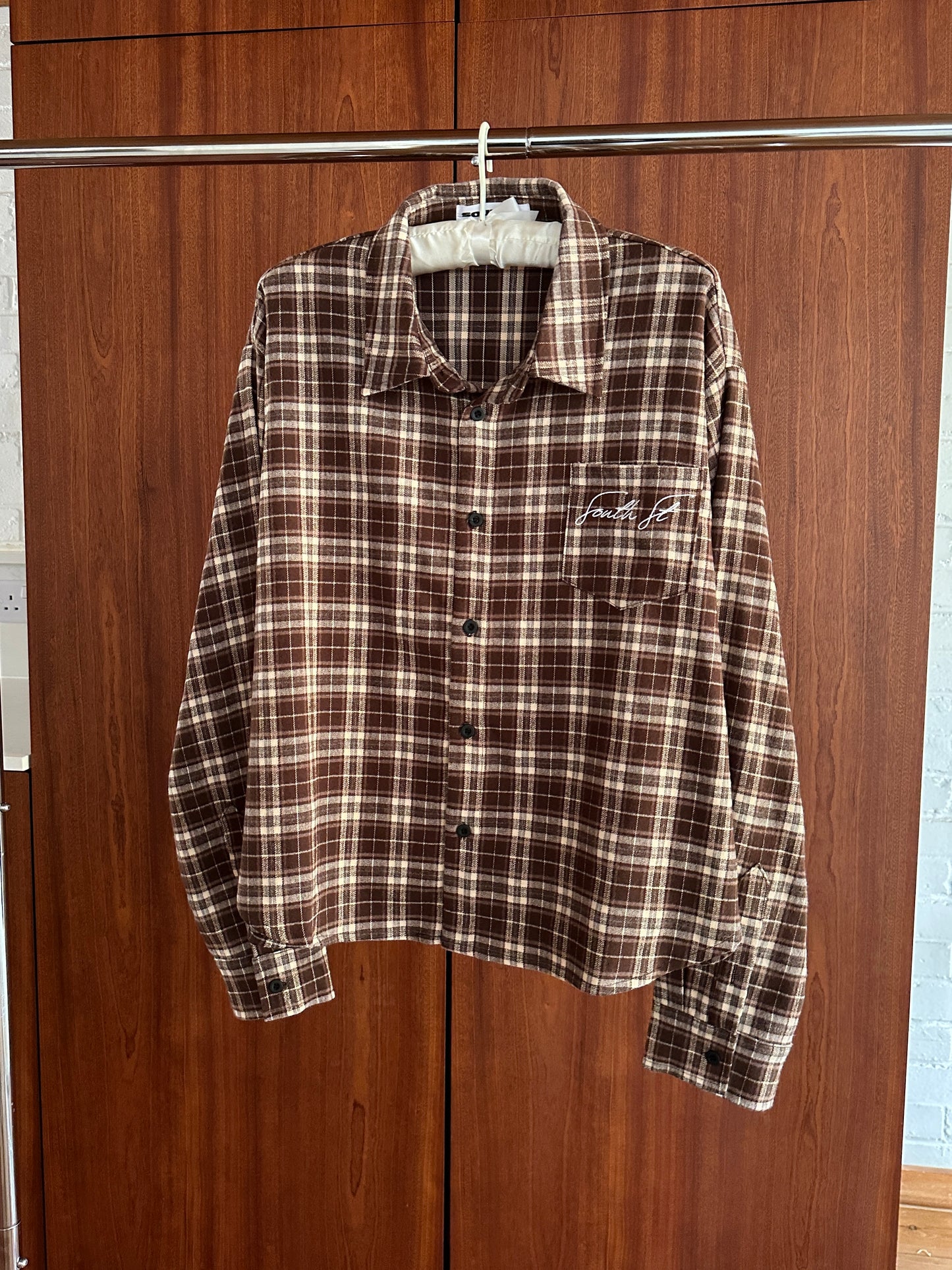 AW CHECKERED CROPPED SHIRT - Brown