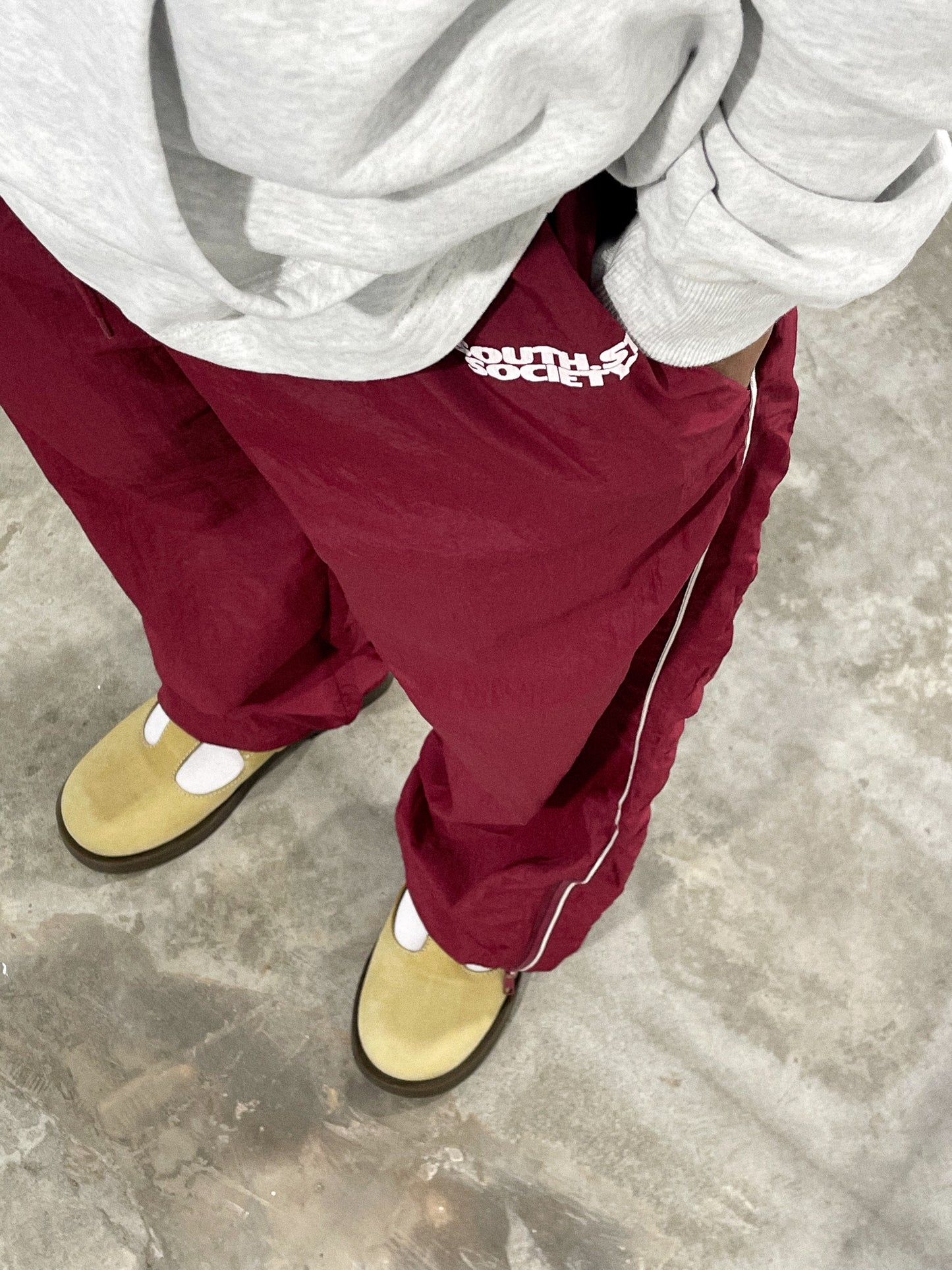 SOCIETY TRACK PANTS - Wine