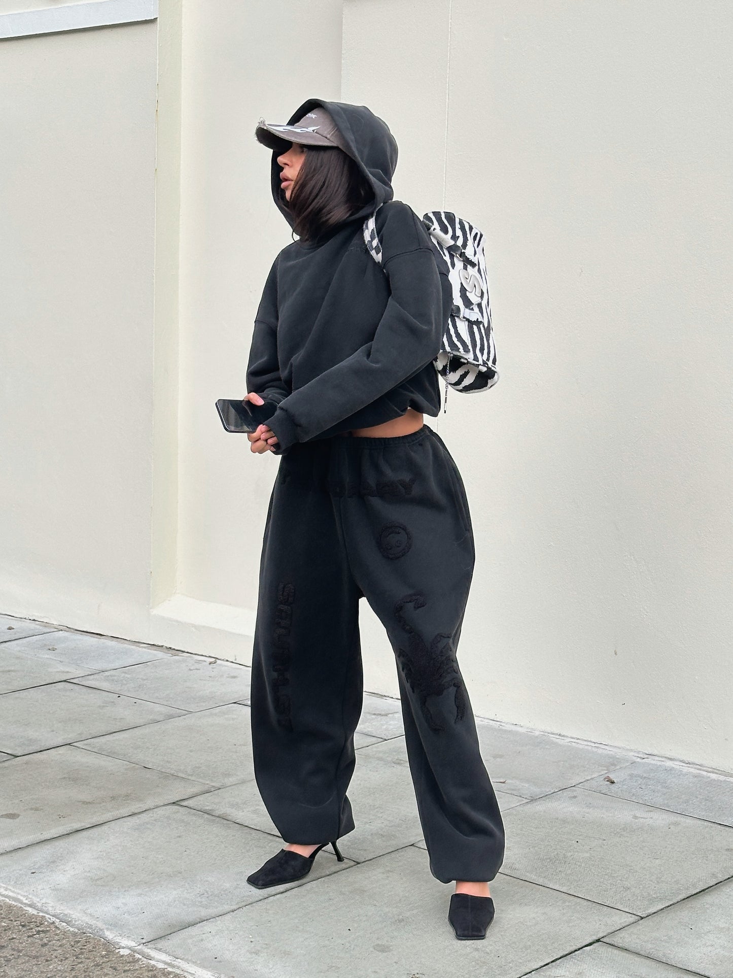 STING SWEATPANTS - Washed Black