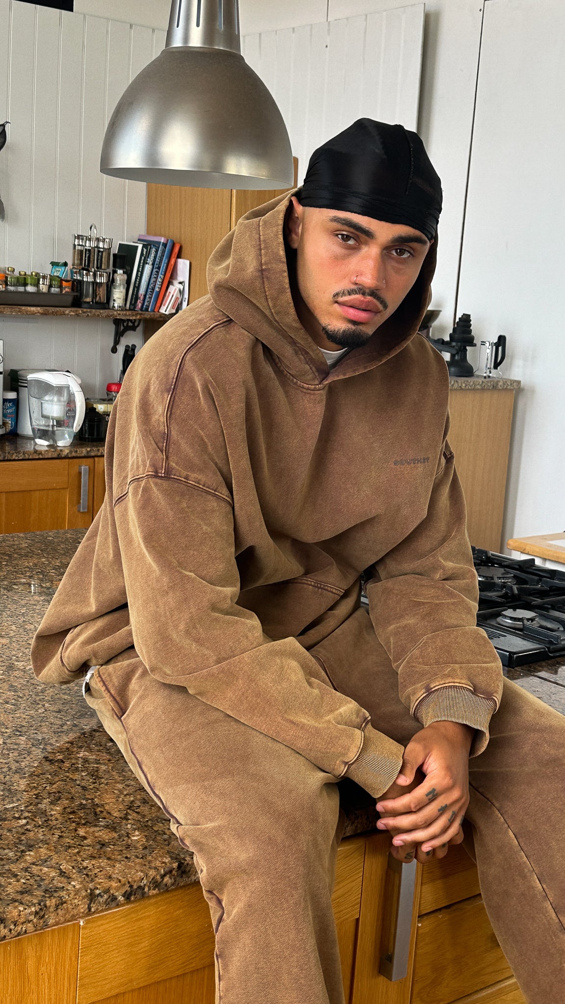 VINTAGE HOODY - Washed brown