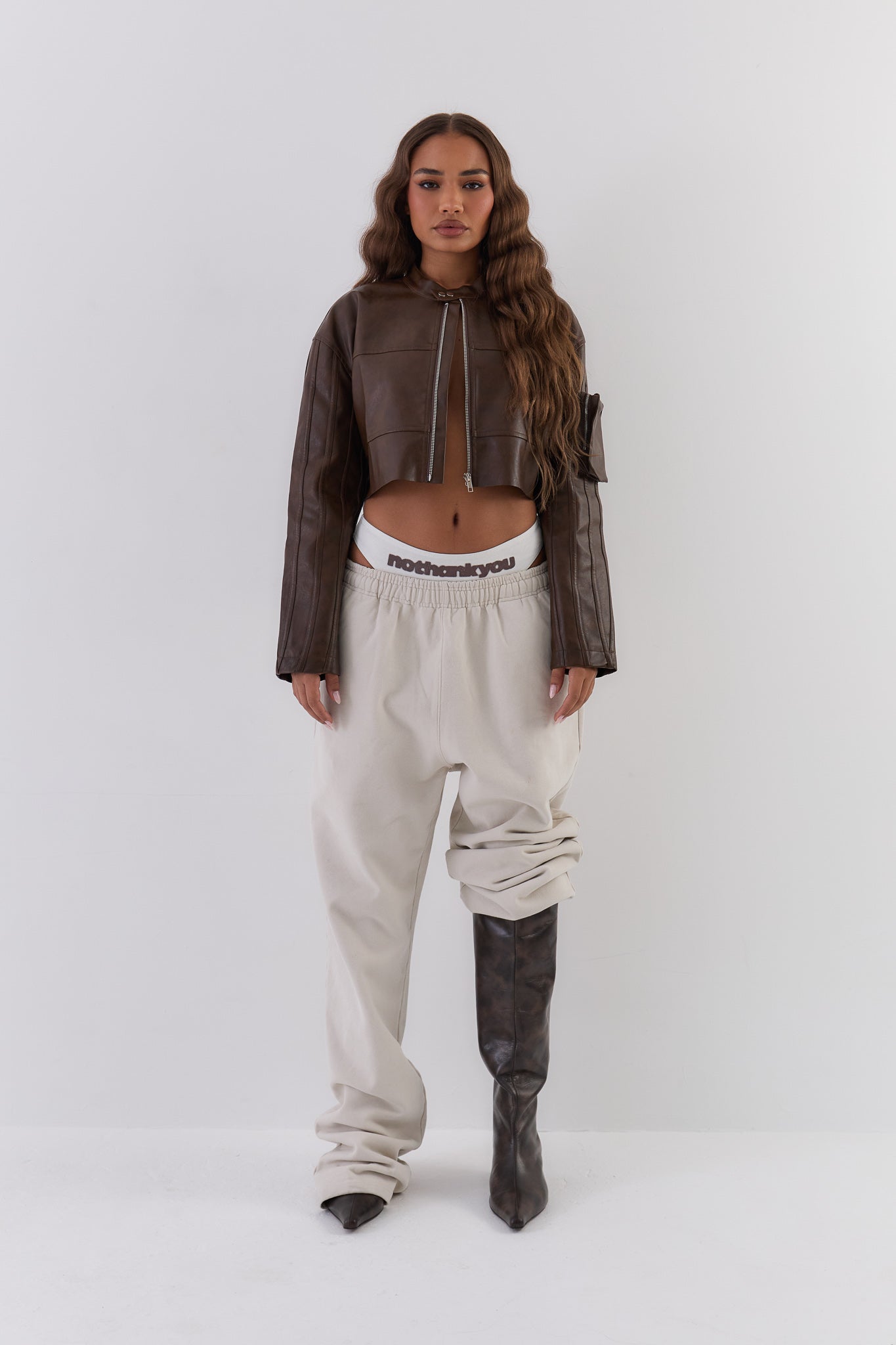 VEGAN LEATHER CROPPED JACKET - Brown