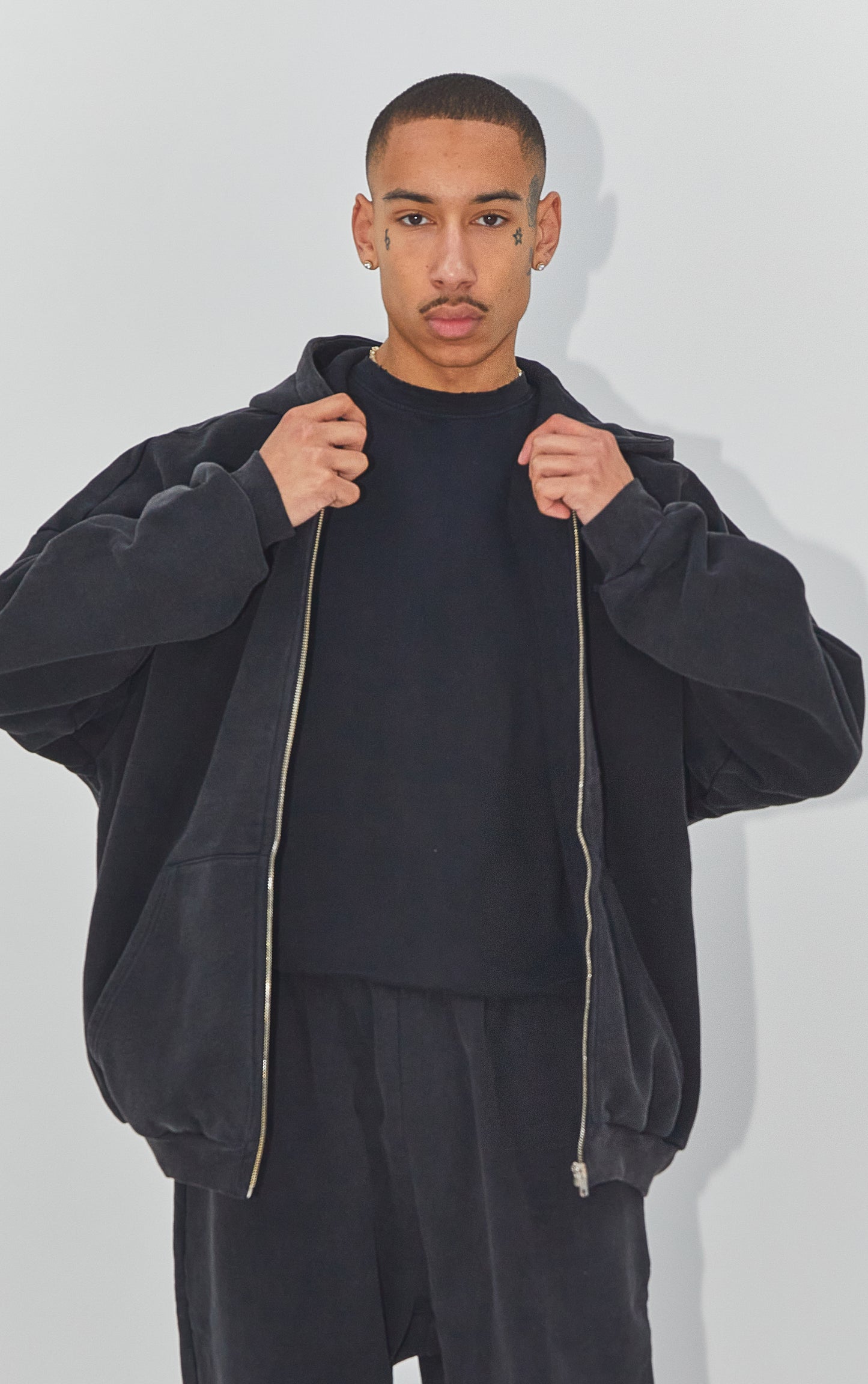 VINTAGE ZIP HOODY - Washed Black