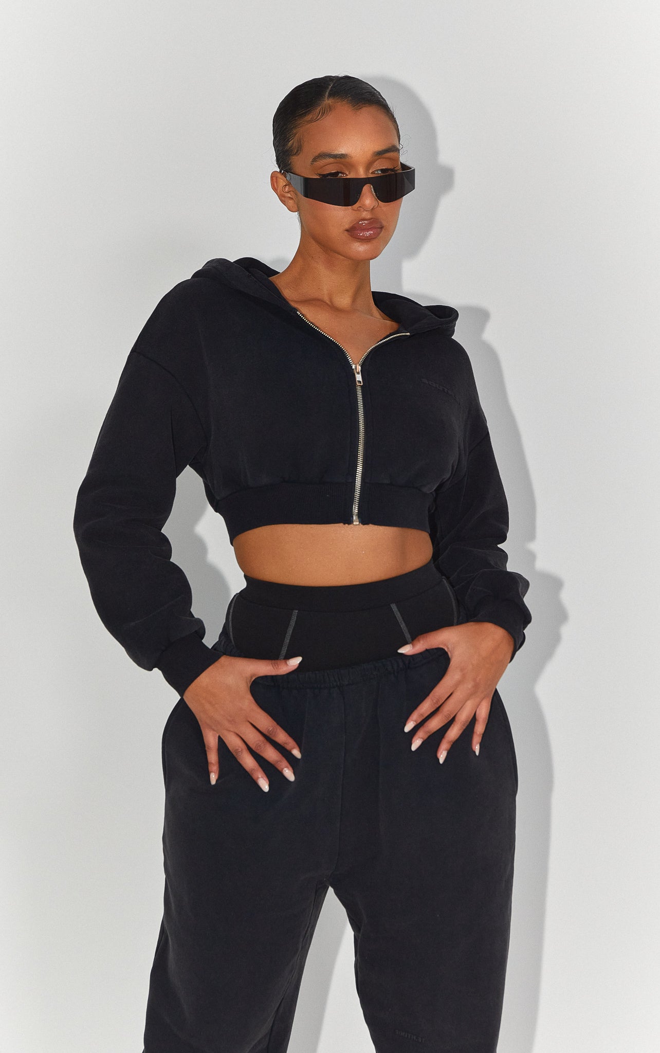 VINTAGE CROP ZIP HOODY - Washed Black