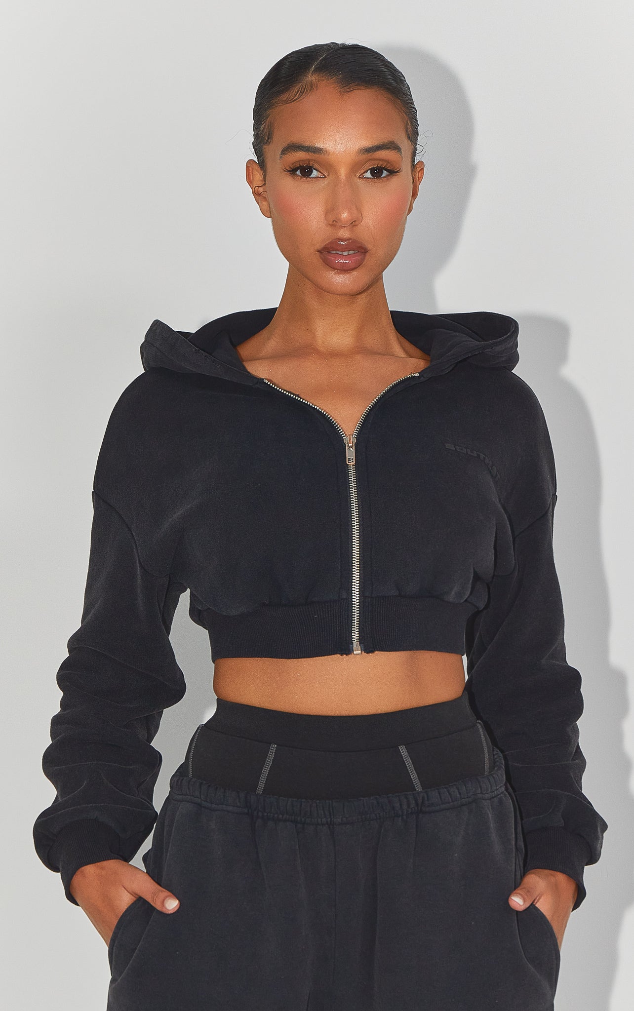 VINTAGE CROP ZIP HOODY - Washed Black